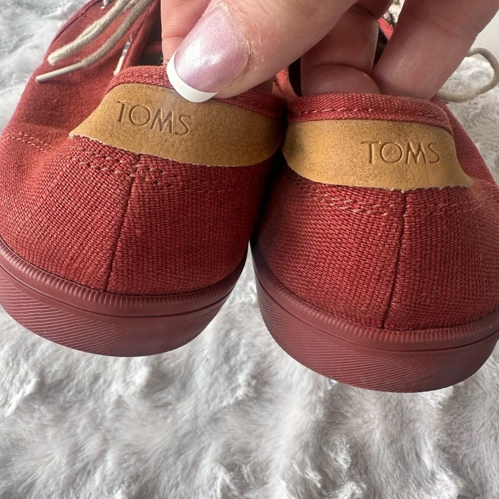 Toms Burgundy Canvas Men's Sneakers